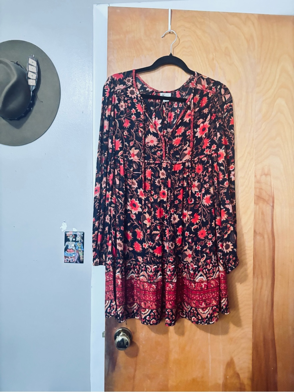 Billabong Black Floral Long-Sleeve Tunic Dress with Red Accents